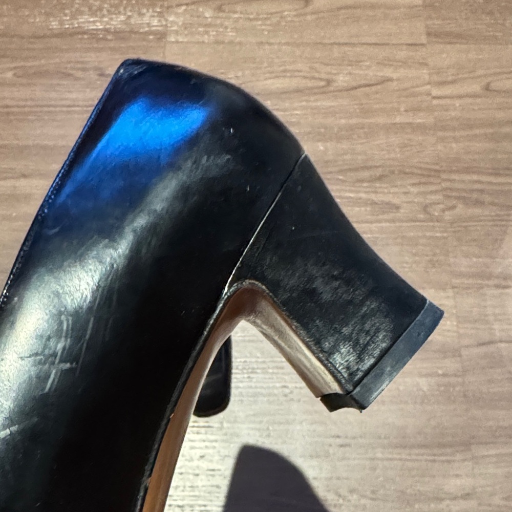 Salvatore Ferragamo  Shoes - Picture 7 of 10